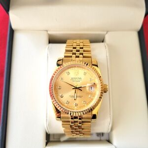 Holuns Watch